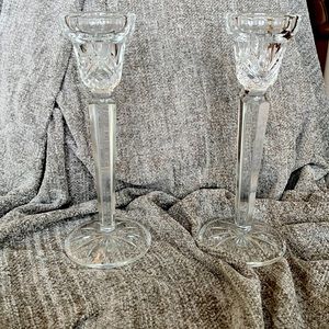 2 candle sticks